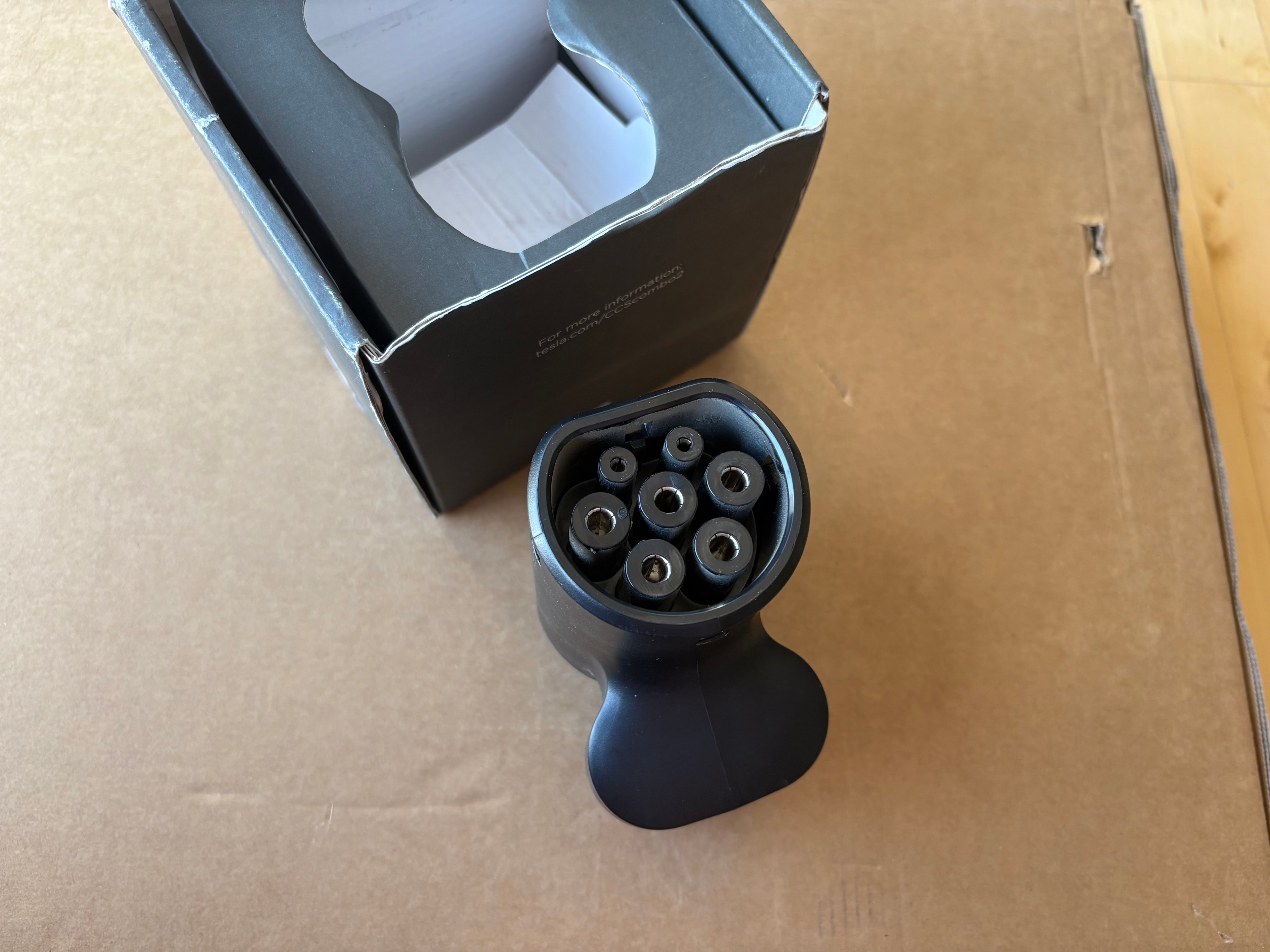 Tesla Model S/X CCS Combo 2 Adapter